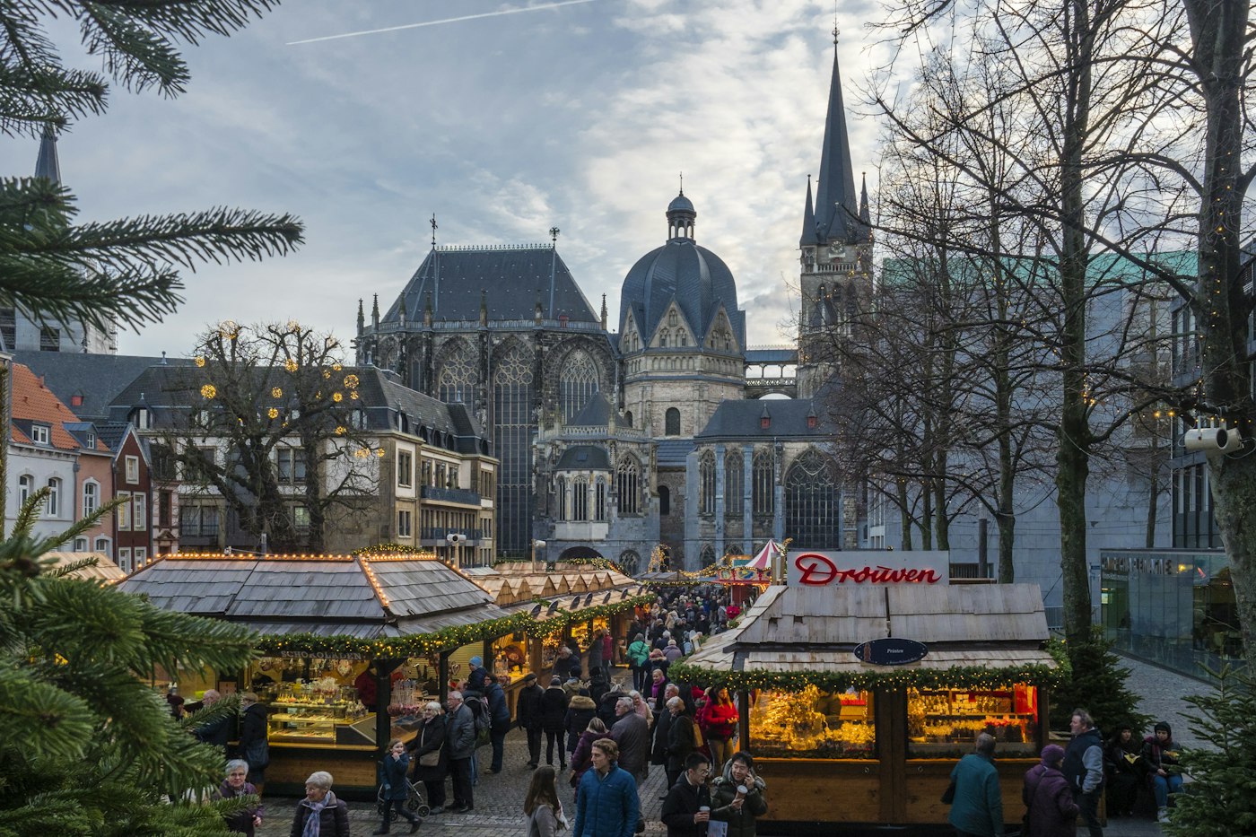 Stromausfall Aachen: Karte, Meldungen & Hilfe 1 Stadtansicht – Symbolbild, keine aktuelle Stromausfallmeldung